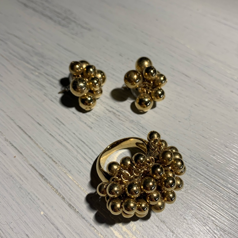 Kate Spade ring and earring set
